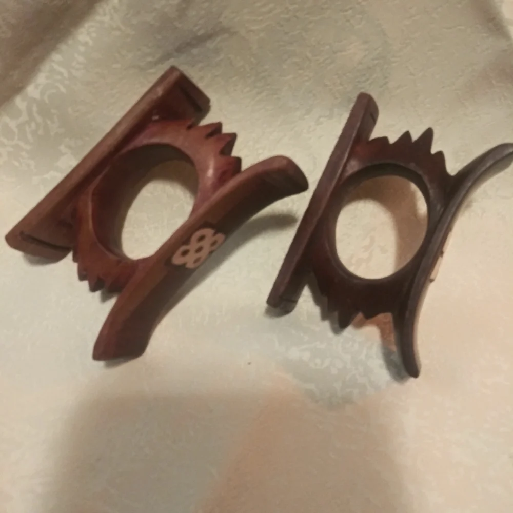 2 Wood Napkin Rings
